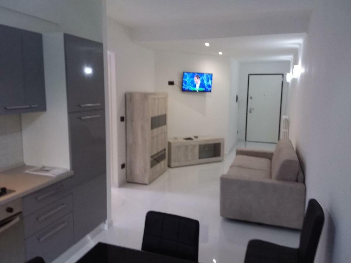 Zona Chiesa Russa Apartment Sanremo Exterior photo